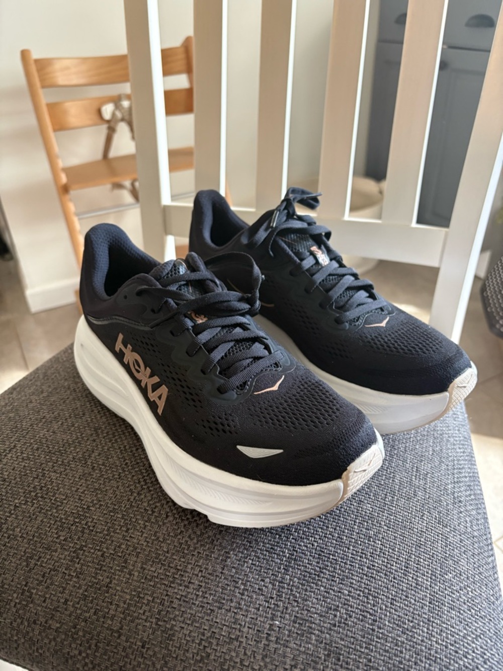 NWOT perfect Hoka Black and Rose Gold with White Midsole BONDI 9